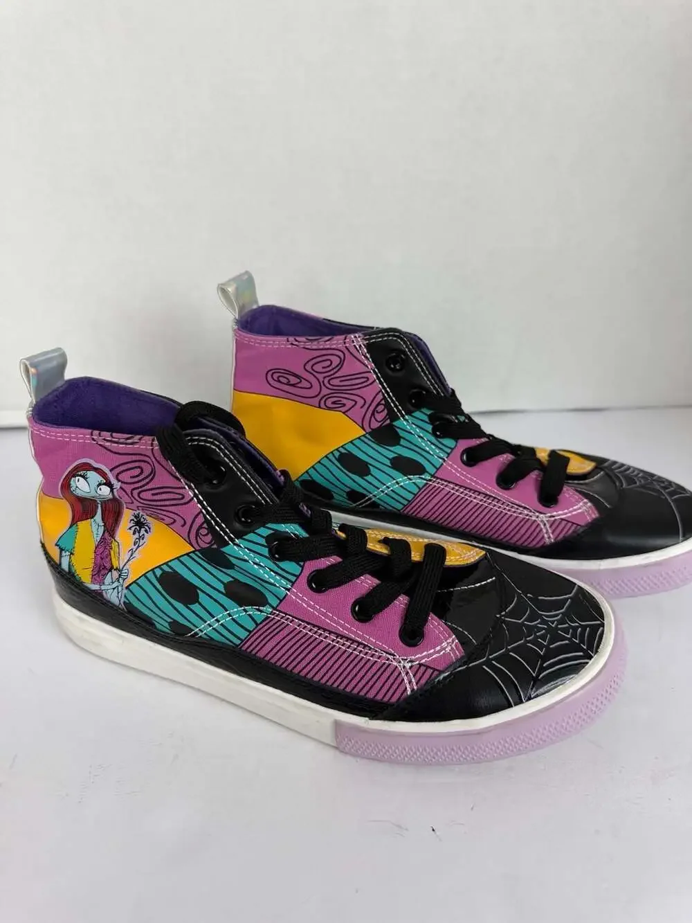 Ground Up The Nightmare Before Christmas High Top Sneakers Size 8